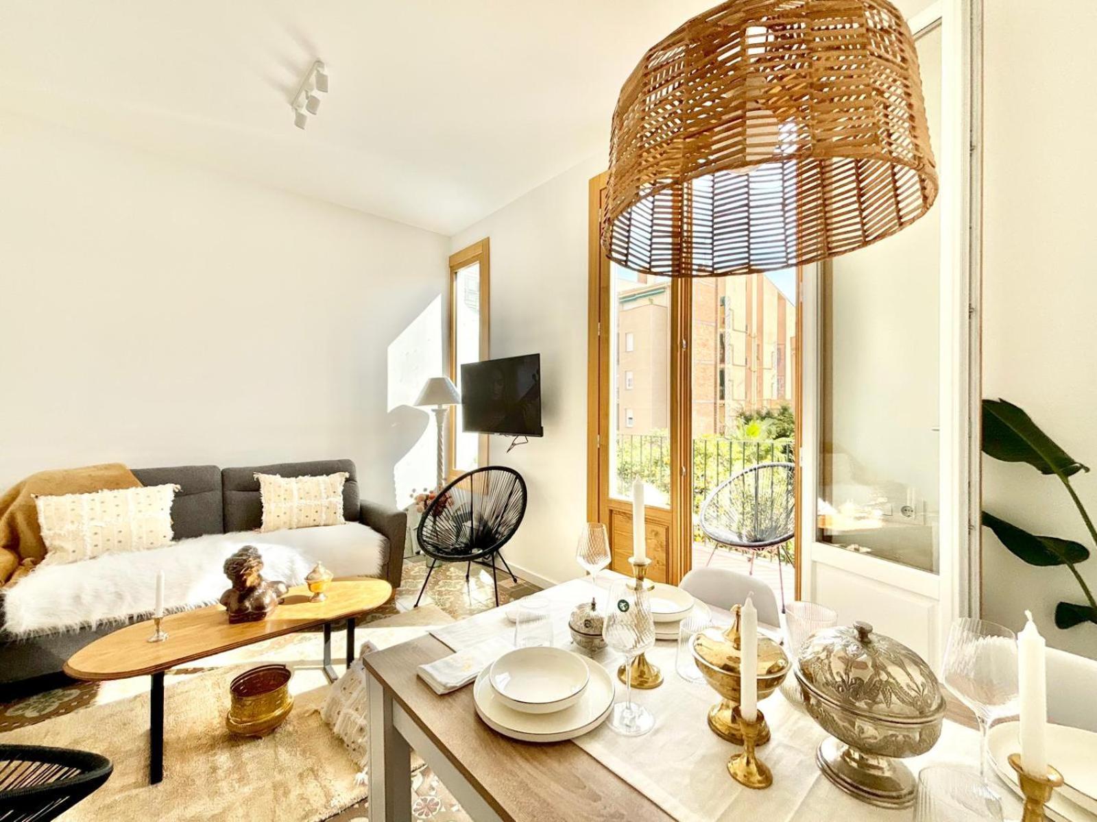 Apartamento Piso Ideal Con 3 3 Banos Y Terraza *