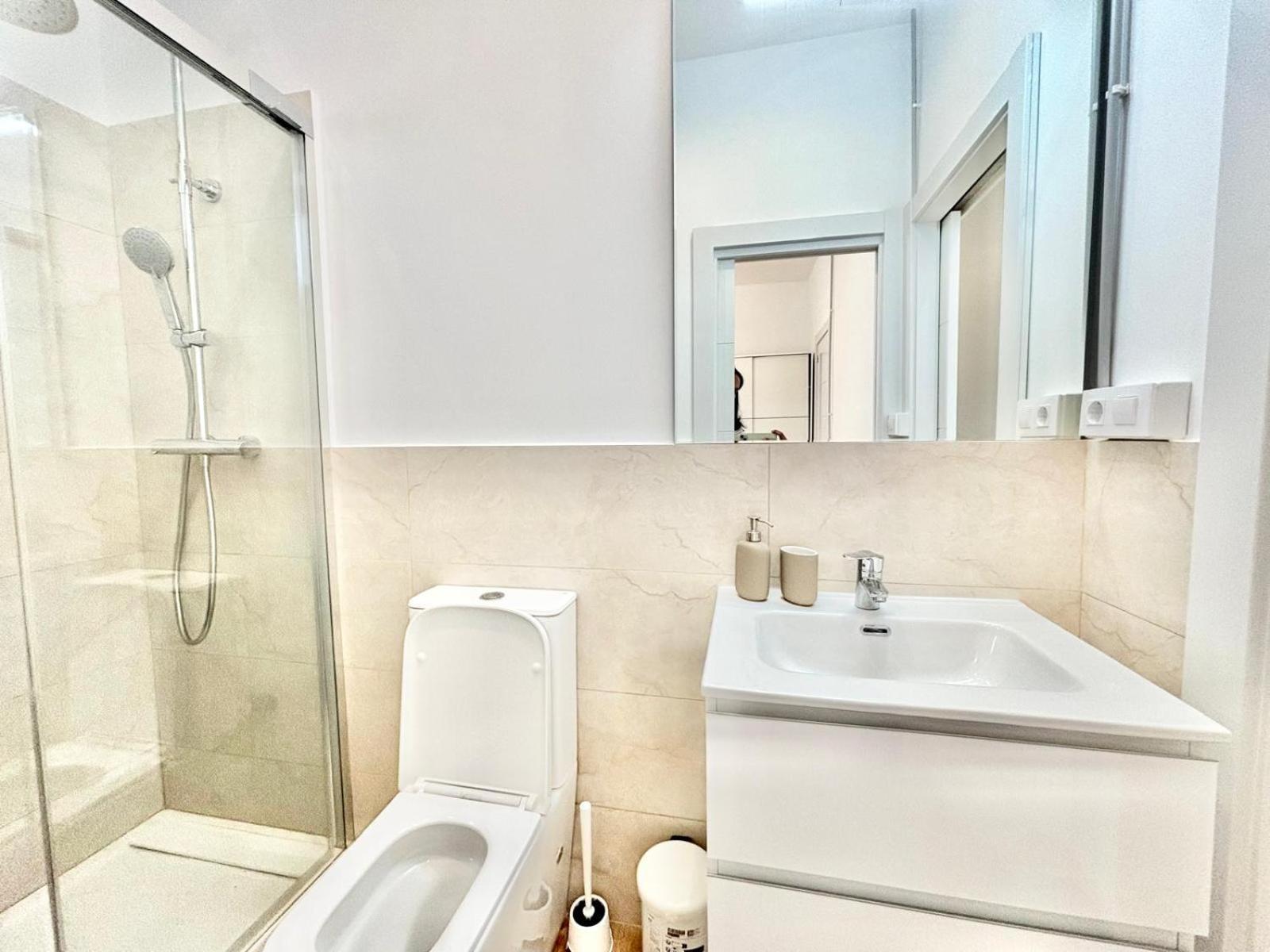 Piso Ideal Con 3 3 Banos Y Terraza Apartament Barcelona