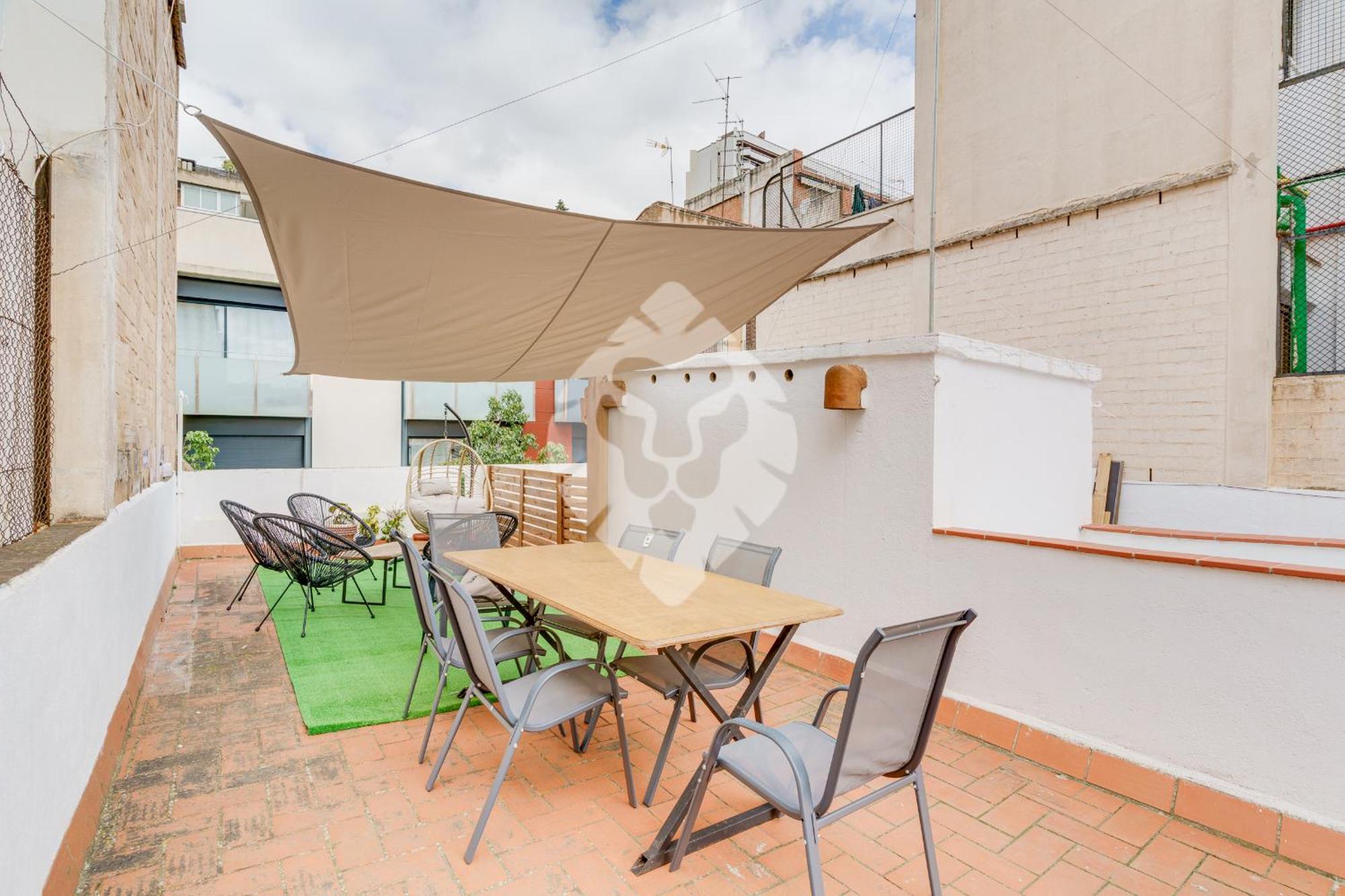 Apartament Piso Ideal Con 3 3 Banos Y Terraza